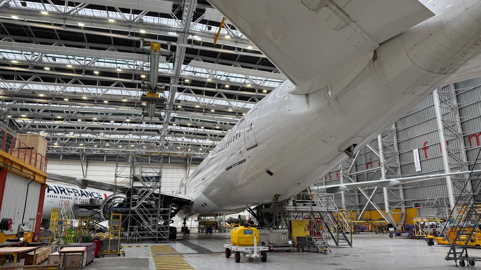 Table pliante Air France Visite du hangar de maintenance Air France